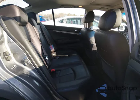 2015 Infiniti Q40 z USA, uszkodzony, nr VIN JN1CV6AR0FM522730